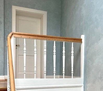 Ein Altbau Treppenhaus in Mineralputz renoviert