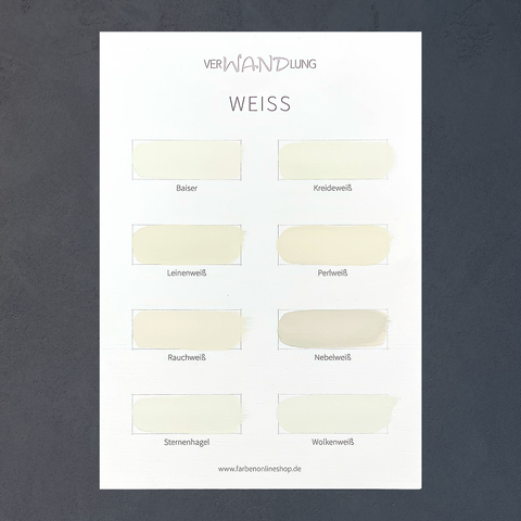 Farbübersicht der VerWANDlung Weißtöne mit handgestrichenen Farbmustern von Baiser, Kreideweiß, Leinenweiß, Perlweiß, Rauchweiß, Nebelweiß, Sternenhagel und Wolkenweiß.